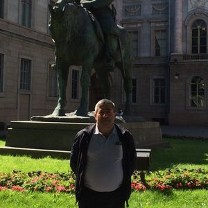 Авагян ваге авакович. Вааг авагян. Арамаис казарян краснодар. Мигран царукян певец. Zav avagyan в одноклассниках.