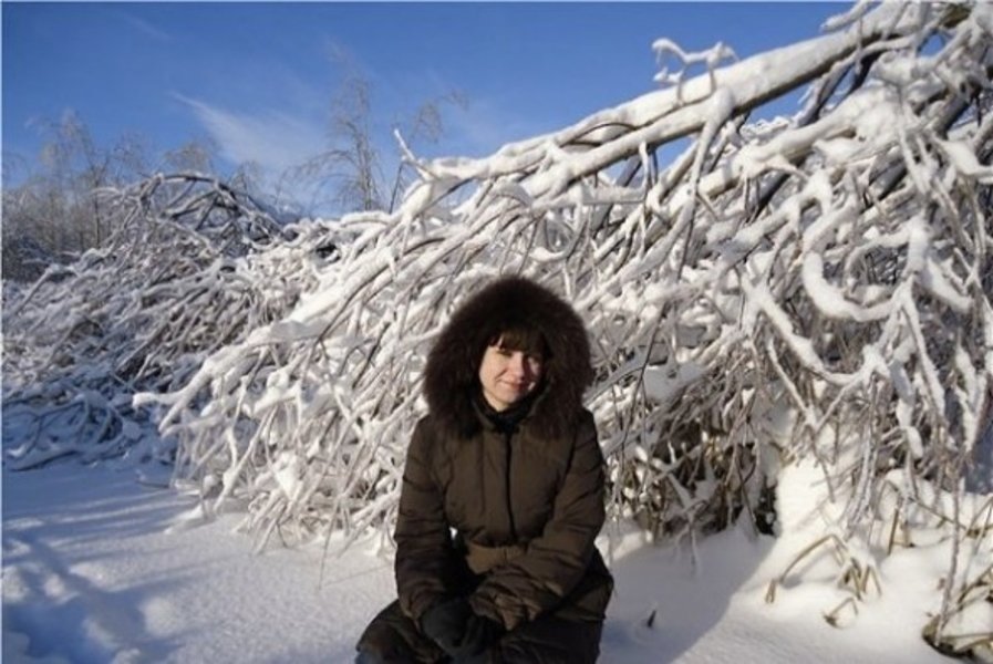 Зима 40. Ольга Рогова Воронеж. Обычные бабы зимой. Женщины за 40 зимой. Фотосессия в зимнем лесу женщины 50 лет.