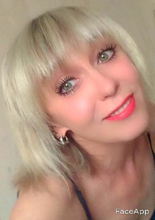 Лена омск. Лена омск. Лена омск. Курмилева лена омск. Омск лена лазаренко и ее парень.