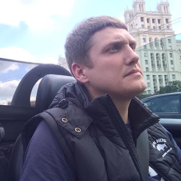 Мерседес" экс-заместителя генерального прокурора "заминировали" в Москве - KP.RU