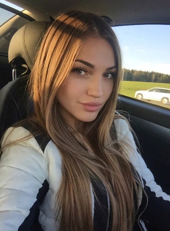 Катя миро. Девочка которой 24 лет. Девушка 22 года. Красивые девушки 24 гою. Селфи девушек.